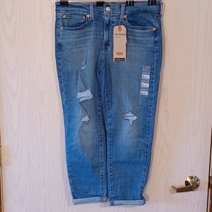 NWT Levi's Boyfriend Jeans, Size 10, Mid-Rise, Stretch Denim, 30Wx27L Distressed